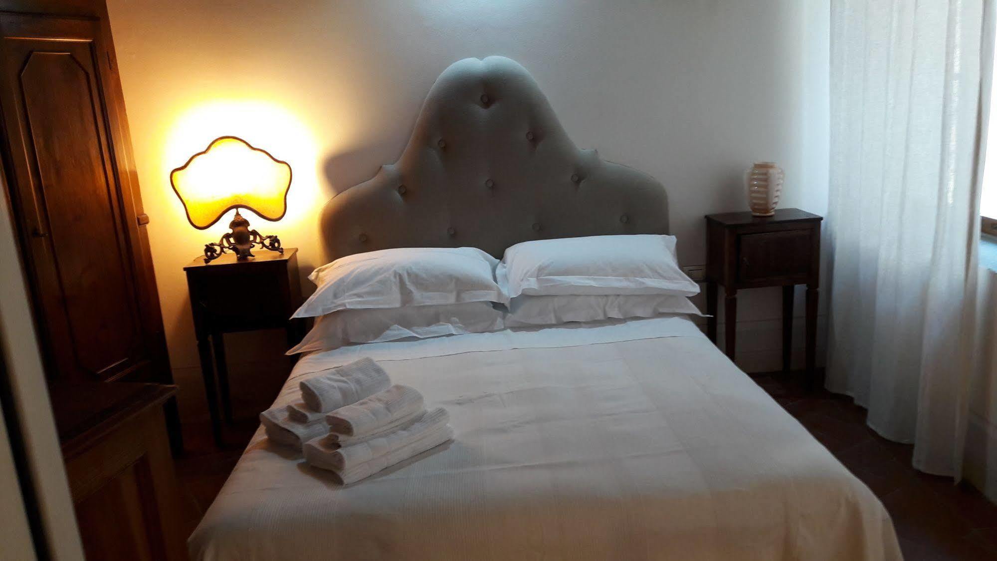 B & B Righi In Santa Croce Florence Buitenkant foto